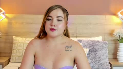 Elena online show from April 18, 7:07 pm