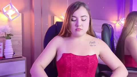 Elena online show from June 5, 1:28 pm