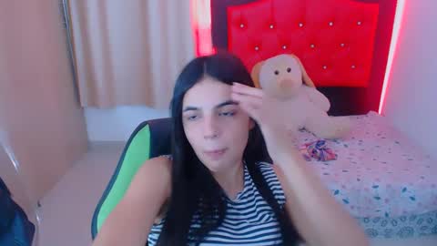 agnes online show from December 10, 6:28 pm