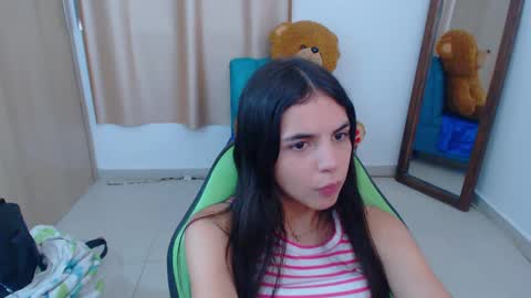 agnes online show from February 21, 5:42 pm