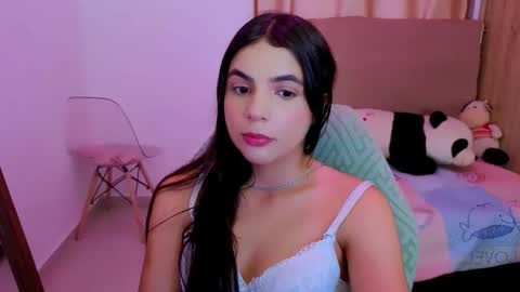 agnes online show from April 15, 6:48 pm