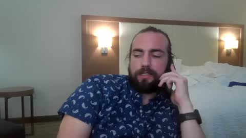 Snapshot of elephantfox chatting on February 6, 3:06 am fox online show from February 6, 3:06 am