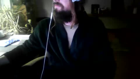 Snapshot of elephantfox chatting on October 12, 10:58 am fox online show from October 12, 10:58 am