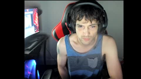 elephantrunkman online show from January 1, 10:35 pm