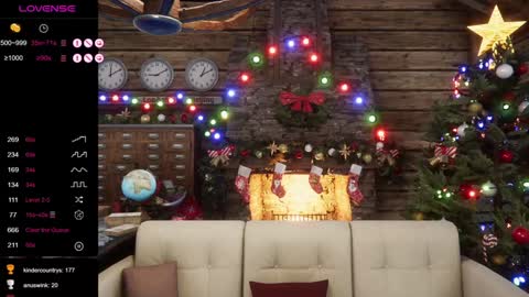 Elfie Love online show from December 25, 9:22 pm