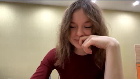 Mila online show from March 5, 5:31 pm