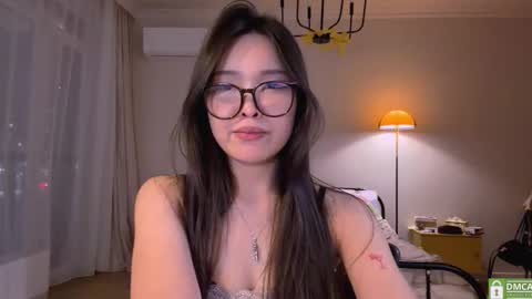 Aira online show from March 1, 5:37 pm