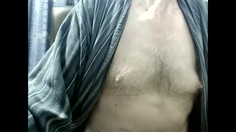 elfyonee online show from December 8, 7:47 am