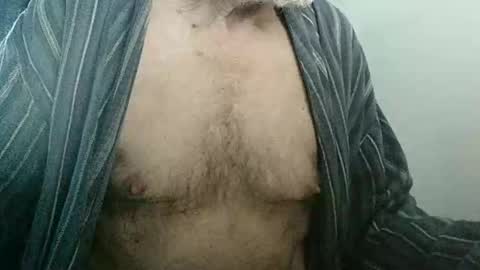 elfyonee online show from November 7, 7:19 am