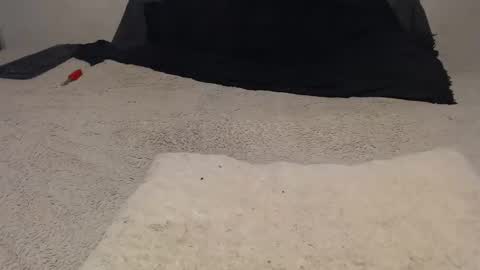 elgsslt online show from November 25, 1:49 am