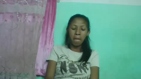 Snapshot of eliahsexy chatting on May 8, 8:41 am eliahsexy online show from May 8, 8:41 am