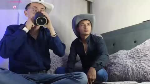 Snapshot of elian_cooper18 chatting on January 24, 1:13 am Elian online show from January 24, 1:13 am