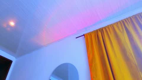 Elian online show from March 30, 2:45 am