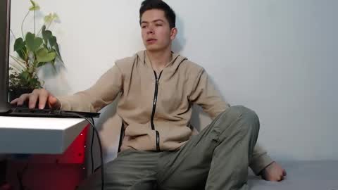 Elian online show from February 23, 9:12 pm