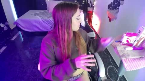 eliana_meaw online show from April 20, 1:03 pm