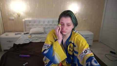 Luna online show from January 10, 10:47 pm