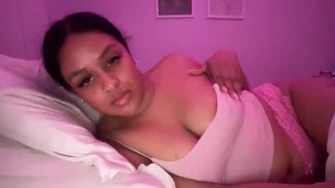 elibabyyy2 online show from April 2, 5:16 am