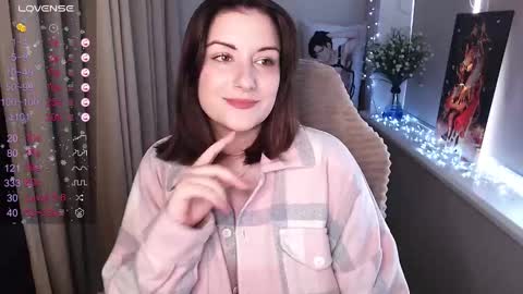 Elise online show from December 25, 4:44 am