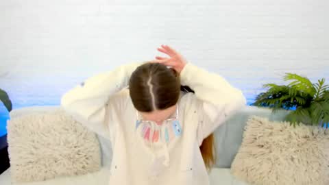 Eli online show from February 12, 11:49 am