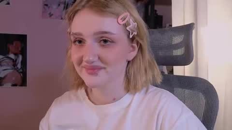 Ellie online show from February 3, 6:40 am