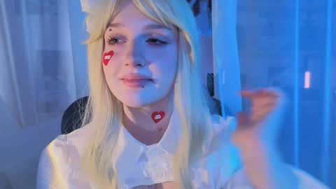 Ellie online show from February 14, 5:48 am