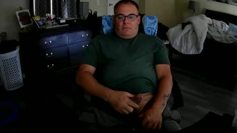 Snapshot of elierpons73 chatting on June 1, 6:31 pm elierpons73 online show from June 1, 6:31 pm