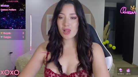Snapshot of eliiih_ chatting on May 19, 12:38 am eliiih_ online show from May 19, 12:38 am