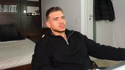 ElijahThorne online show from January 14, 5:02 am