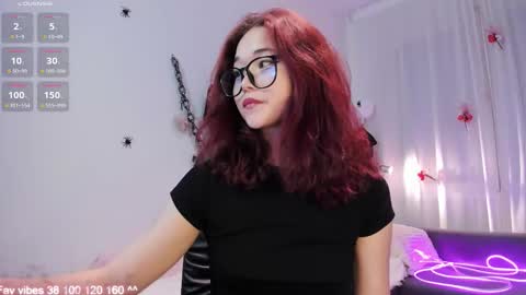 Snapshot of elimeowy chatting on October 20, 1:28 am Hey Im Elizzi. Lets have fun and enjoy together online show from October 20, 1:28 am