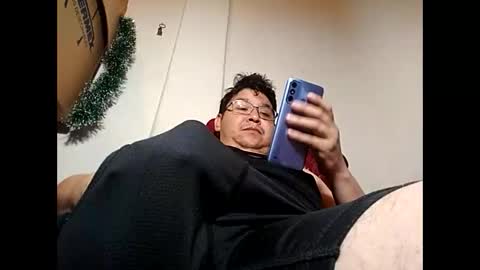 elimposstor online show from December 28, 6:08 pm