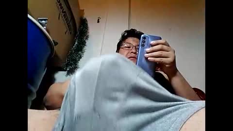 elimposstor online show from January 3, 1:25 pm