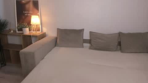 Snapshot of elina_star chatting on October 19, 12:39 pm elina_star online show from October 19, 12:39 pm