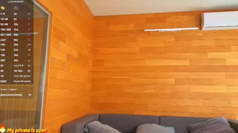 Snapshot of elina_wilgauch chatting on July 14, 1:08 am Elina online show from July 14, 1:08 am
