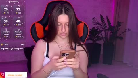 Elina online show from October 6, 7:11 pm