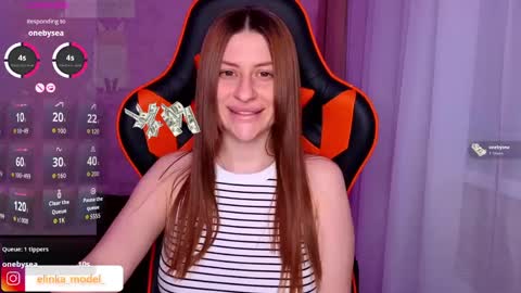 Snapshot of elinkalove chatting on May 19, 8:37 pm Elina online show from May 19, 8:37 pm