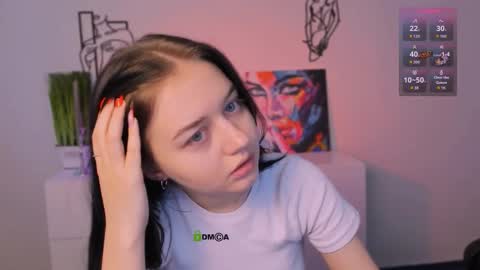 Snapshot of eliora_silk chatting on November 8, 12:16 pm eliora_silk online show from November 8, 12:16 pm