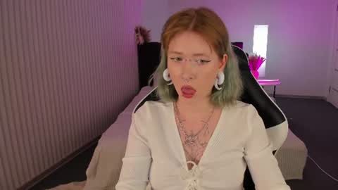 Elira Vane online show from June 16, 10:51 am