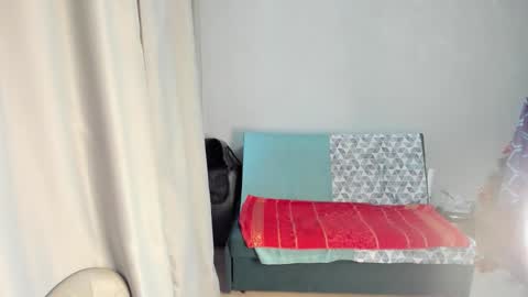 Elis online show from December 16, 1:32 am