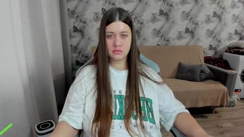 Snapshot of elisa_kollin chatting on September 29, 9:58 am Aletta Oushen online show from September 29, 9:58 am