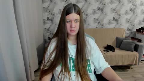 Snapshot of elisa_kollin chatting on October 23, 11:31 am Aletta Oushen online show from October 23, 11:31 am