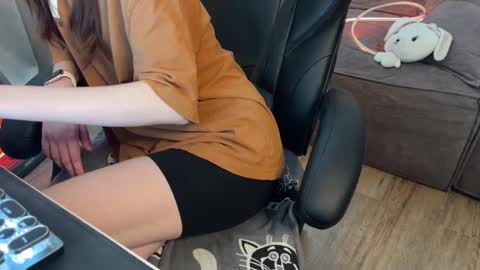 Snapshot of elisa_north chatting on March 8, 5:38 am Elisa North online show from March 8, 5:38 am