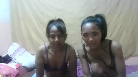 Snapshot of elisabet88 chatting on September 11, 8:09 pm elisabet88 online show from September 11, 8:09 pm