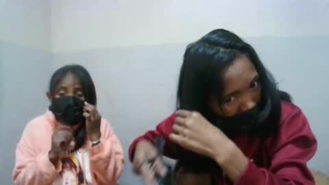 Snapshot of elisabet88 chatting on October 6, 5:49 am elisabet88 online show from October 6, 5:49 am