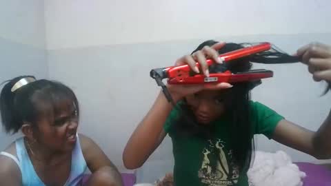 Snapshot of elisabet88 chatting on October 10, 6:12 am elisabet88 online show from October 10, 6:12 am