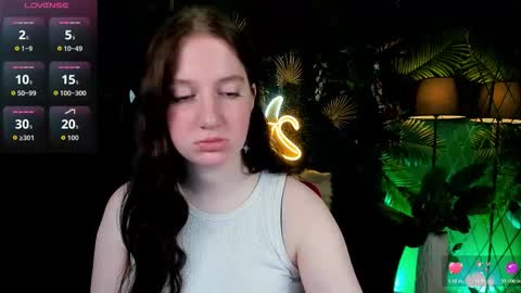 your sweet Lisa online show from March 23, 3:43 am