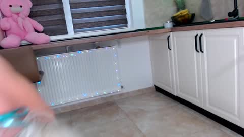 elisabeth_jason online show from October 28, 8:40 am