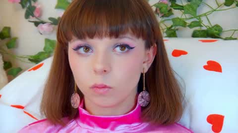 ElisabethDavis online show from April 18, 7:58 pm