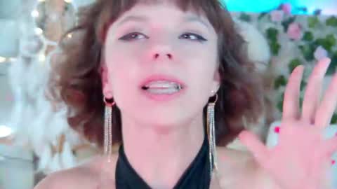 Snapshot of elisabethdavis chatting on July 31, 3:33 pm ElisabethDavis online show from July 31, 3:33 pm