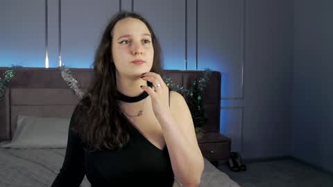 Snapshot of elisaminix_ chatting on January 4, 10:16 am Elison online show from January 4, 10:16 am