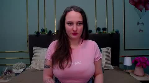 Snapshot of elisaminix_ chatting on February 23, 6:49 am Elison online show from February 23, 6:49 am